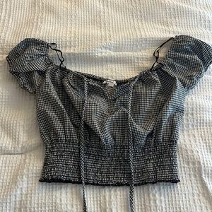 Subdued top